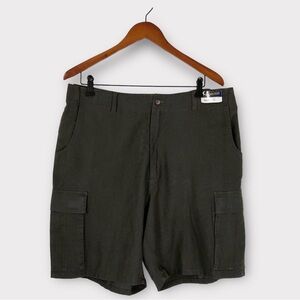 Pendleton Men’s Belted Utility Cargo Shorts Size 38